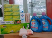 国产 雕牌洗衣液2桶+施华蔻洗发露+心相印卷纸2提+心相印抽纸+舒客牙膏2支+舒肤佳沐浴露+面巾+雕牌洗衣皂2块（单位：套）